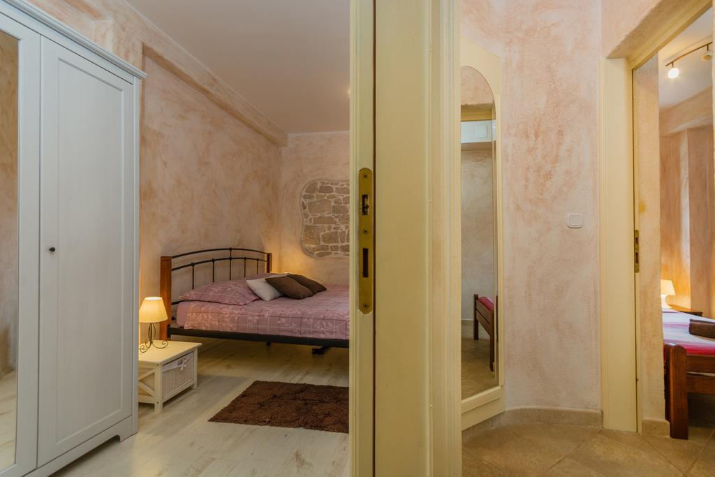 Apartment Velenik D&I 포레치 외부 사진
